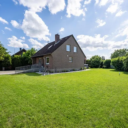 Holiday home Ostseetraum *